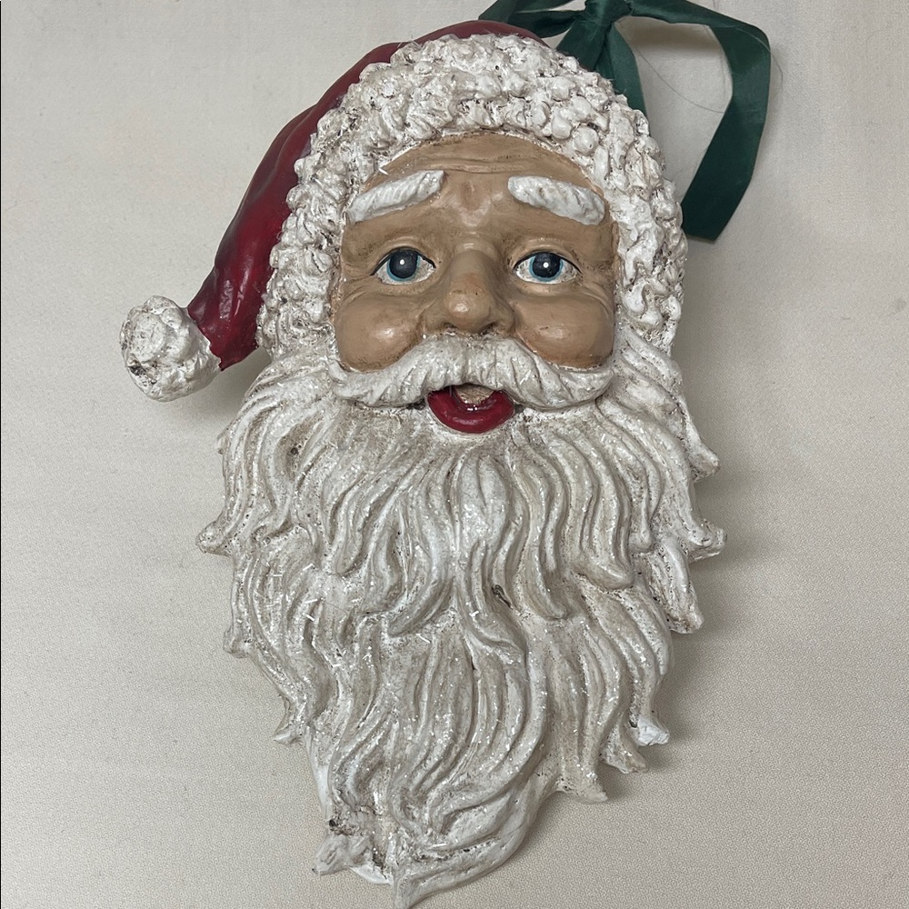 Vintage Santa Claus Wall Ornament